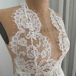 🦄 Scalloped Trim Floral Lace Halter Teddy